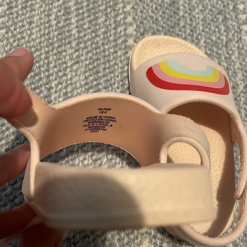Old Navy Rainbow Sandals - 18-24M